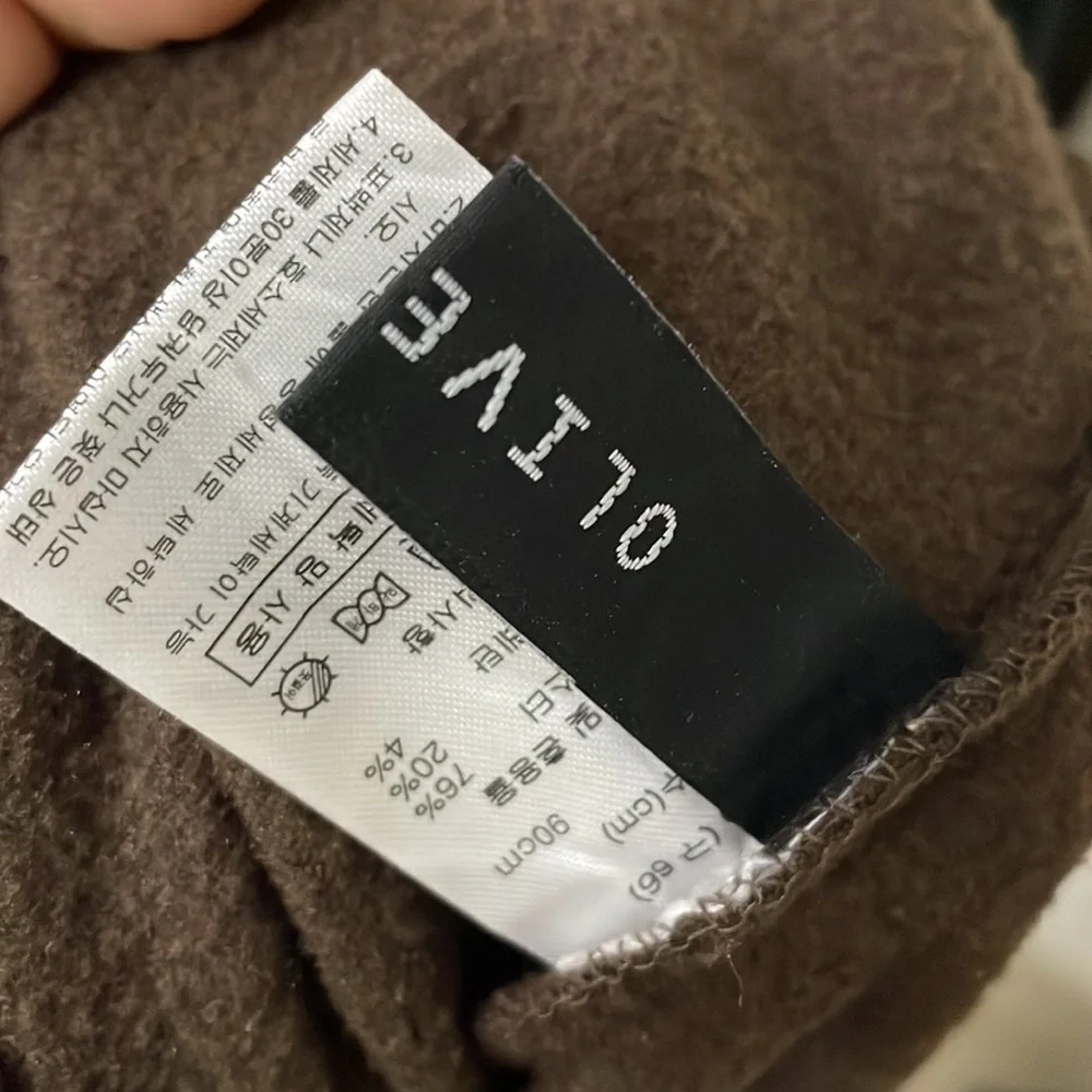 Beautiful Korean (highneck) dress - Picture 11 of 12